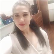 Ragazza di 23 anni, laureanda in architettura. Puntuale, precisa, ragionevole, logica. Proprio come la matematica